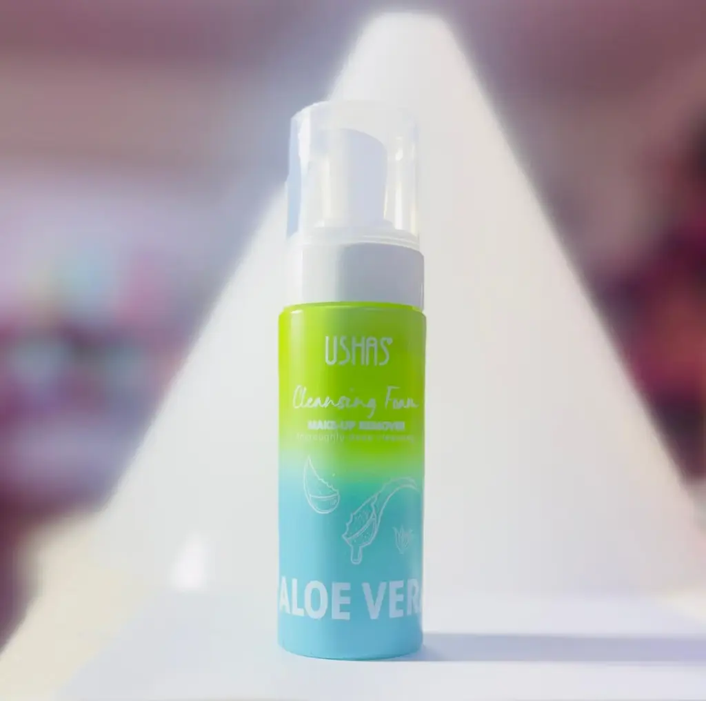 MAKE UP REMOVER