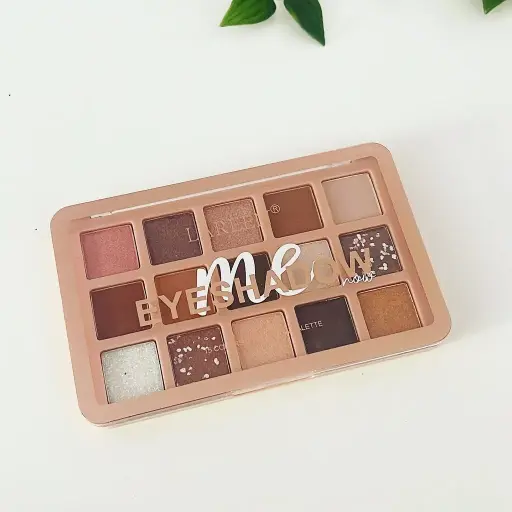 [LAREEN] LAREEN ME EYESHADOW NOW